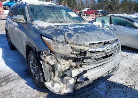 2016 Toyota Highlander Xle V6 z USA, uszkodzony, nr VIN 5TDJKRFH7GS319306